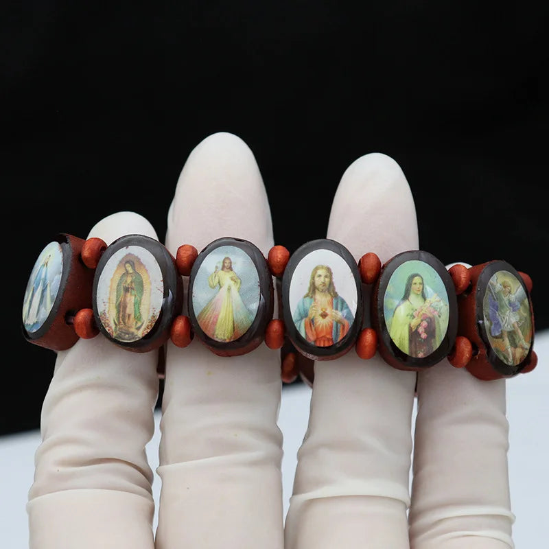 Natural Wooden Rosary Bracelet – Virgin Mary & Jesus Catholic Faith Jewelry (Unisex Religious Gift)
