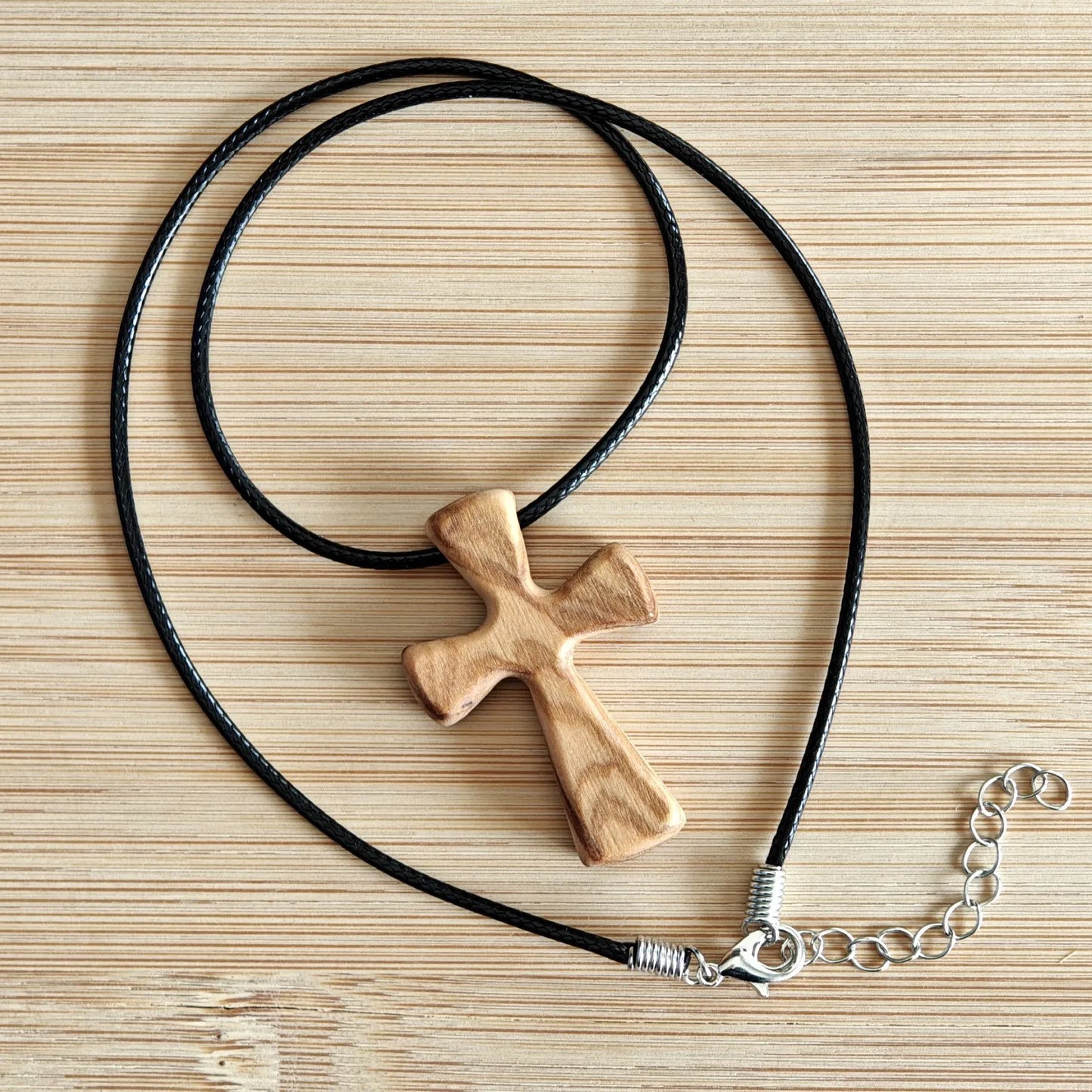 Vintage Olive Wood Cross Pendant – Handmade Jesus Talisman Necklace (Christian Faith Jewelry Gift)